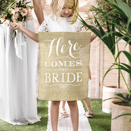Feestbazaar Bruiloft Vlag 'Here Comes The Bride'