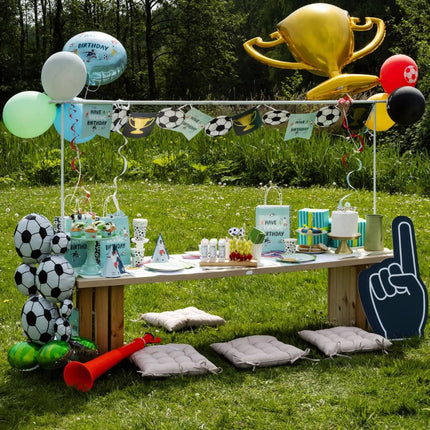 Feestbazaar Fantastic Voetbal Folieballon Kampioen Beker (84x78cm)