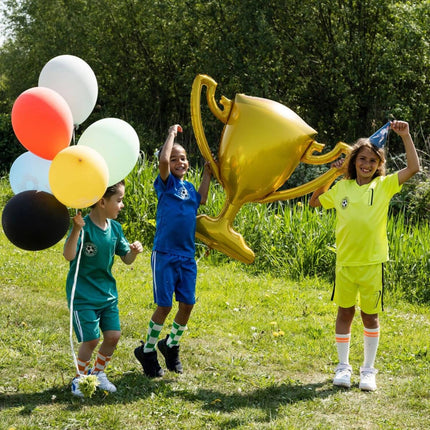 Feestbazaar Fantastic Voetbal Folieballon Kampioen Beker (84x78cm)