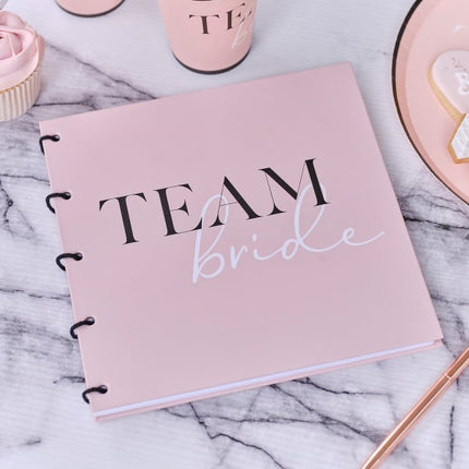Feestbazaar Gastenboek 'Team Bride' Roze