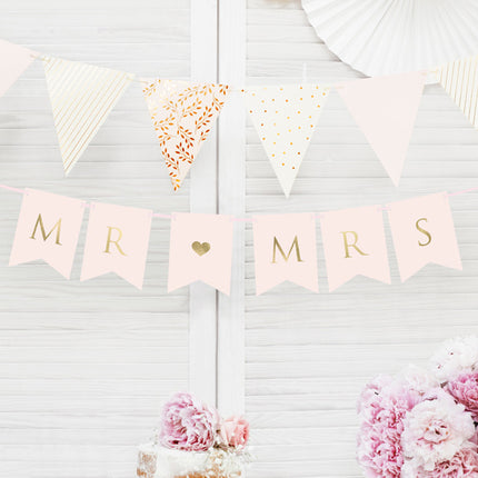 Feestbazaar Letterslinger Mr & Mrs Lichtroze (85cm)