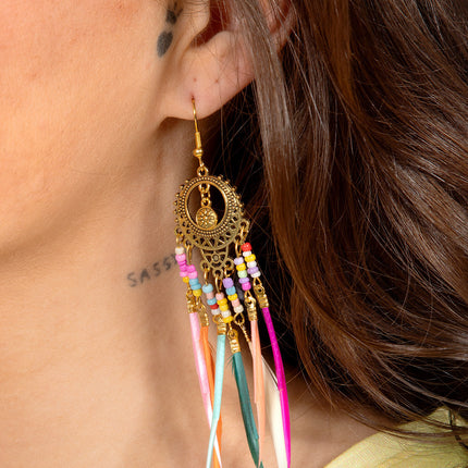 Feestbazaar Oorbellen hippie veertjes multicolor