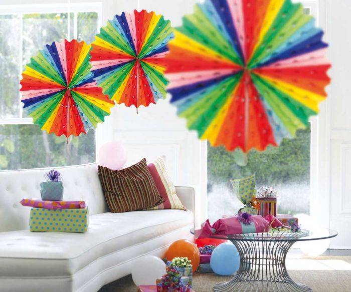 Feestbazaar Regenboog honeycomb waaier 45cm