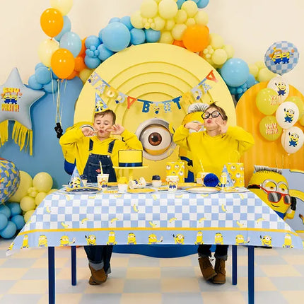 Feestbazaar Tafelkleed Minions 180x120 cm