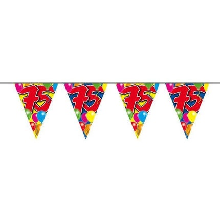 Feestbazaar Vlaggenlijn versiering 75 jaar