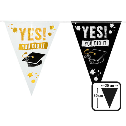 Feestbazaar Vlaggenlijn 'Yes You Did It' zwart/wit (6m)